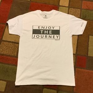 WHITE & BLACK ENJOY THE JOURNEY TEE